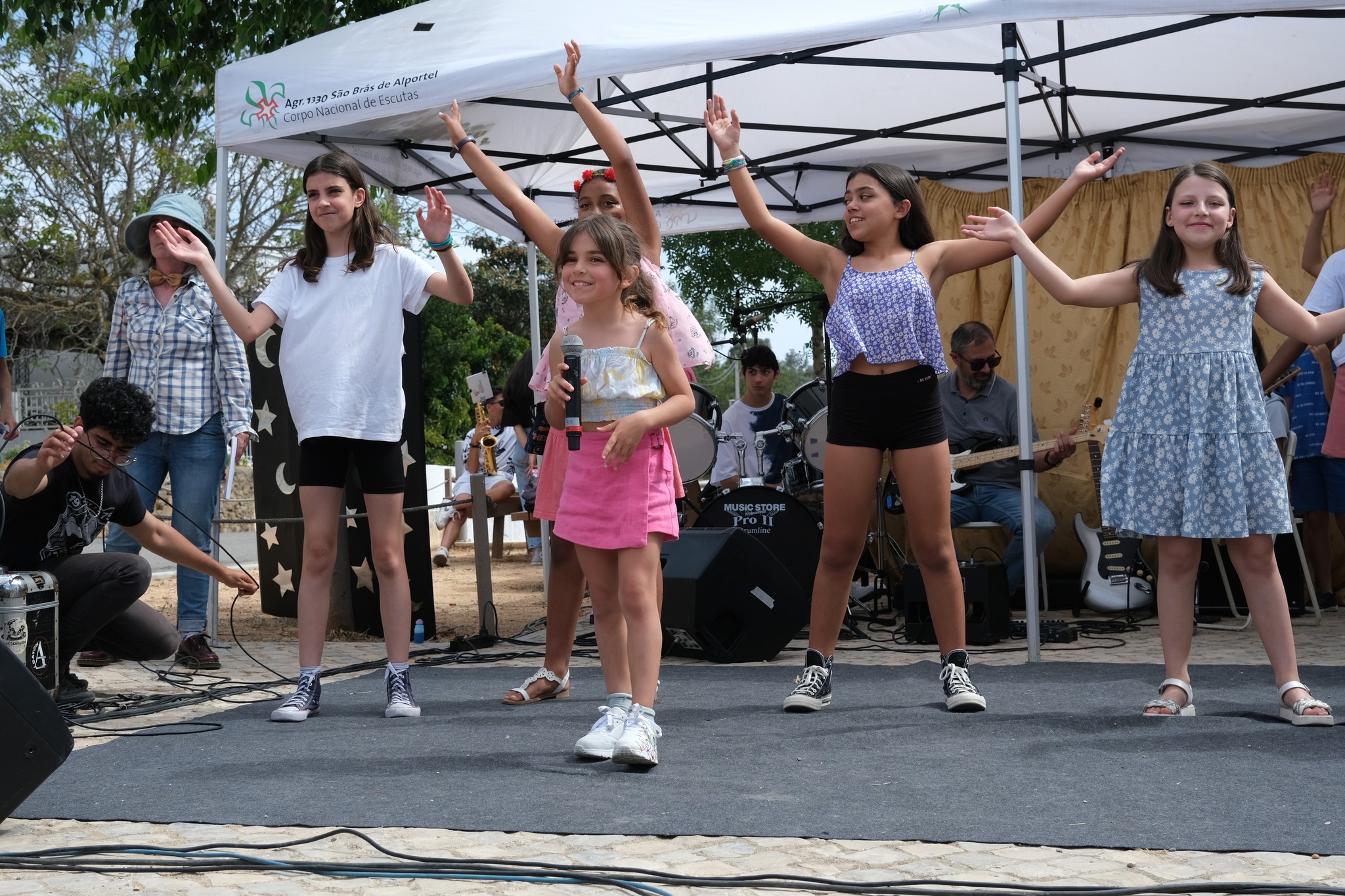 f4145773-6e37-4357-bd54-294a1a6862e6